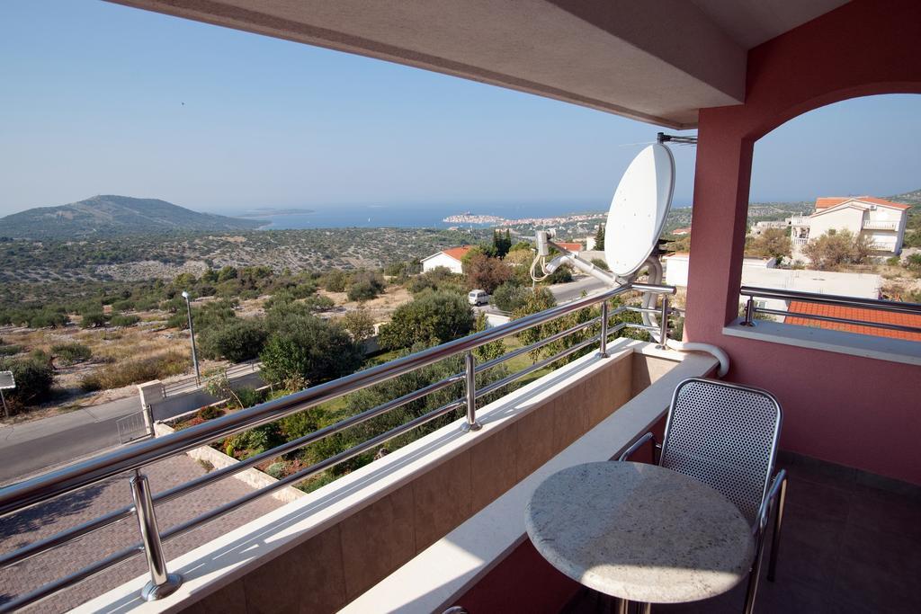 Apartments Marinic Primosten Room photo
