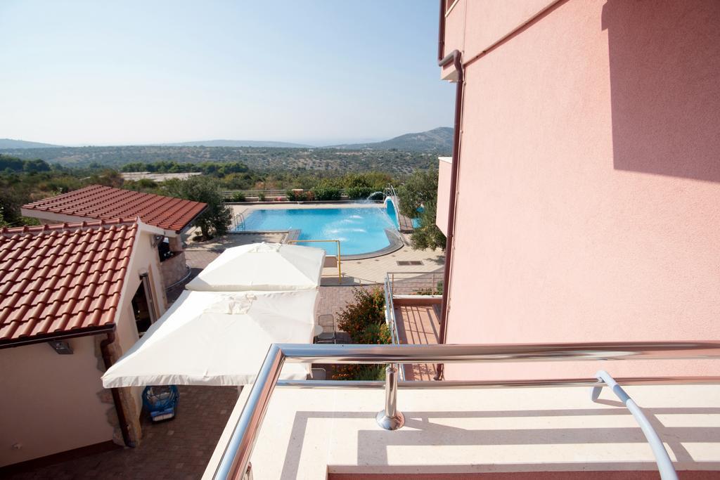 Apartments Marinic Primosten Room photo